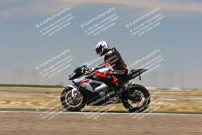 media/Jul-22-2022-TrackDaz (Fri) [[ca4971259a]]/Group B/130pm (Wheelie Bump)/